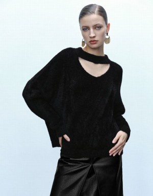 Black Urban Revivo Keyhole Neck Furry Knitted Women's Cardigan | SGQADZ-084