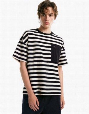 Black Urban Revivo Striped Crew Neck Men's T-Shirts | JZUDFN-450