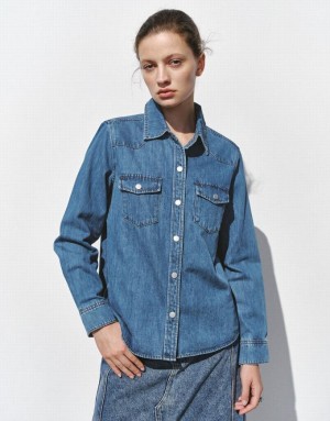 Blue Urban Revivo Loose Denim With Pressed Buttons Women's Shirts | MVTCEF-576