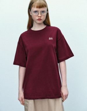 Burgundy Urban Revivo Letter Printed Loose Women's T-Shirts | TMOJZH-942