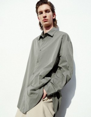 Green Urban Revivo Drop Shoulder Sleeve Oversized Men's Shirts | BSTNYE-197