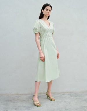 Green Urban Revivo Surplice V-Neck A-Line Women's Dress | LWJESF-246