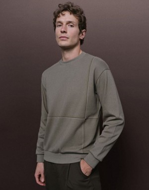 Grey Urban Revivo Crew Neck Straight Men's Sweatshirts | DWSZTG-501