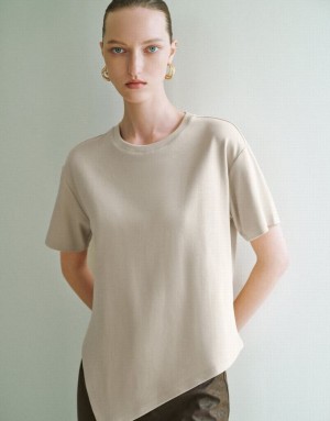 Khaki Urban Revivo Asymmetric Hem Crew Neck Knitted Women's T-Shirts | TYVCRU-156