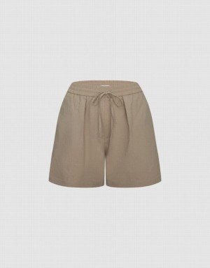 Khaki Urban Revivo Drawstring Waist Oversized Women's Shorts | KSRMYN-481