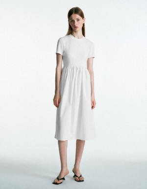 White Urban Revivo Crew Neck Straight Women's Dress | QDLCOT-940