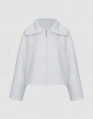 White Urban Revivo Fluffy Zip Up Women's Jacket | YVNTKU-961