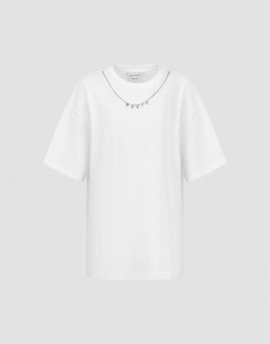 White Urban Revivo Necklace Decor Crew Neck Loose Women's T-Shirts | SZULBO-781