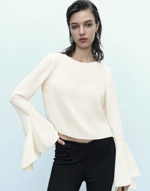 White Urban Revivo Off-Shoulder Overhead Women's Blouse | CYXMLB-059