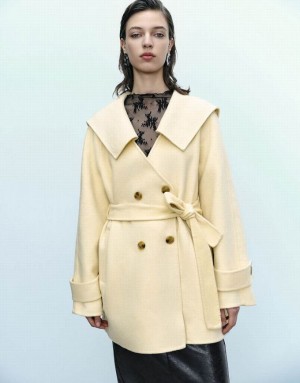 Yellow Urban Revivo Sailor Collar Neck Straight Women's Coats | ACJXPV-347