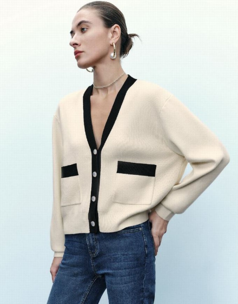 Beige Urban Revivo V-Neck Knitted Women's Cardigan | GBJRUW-153