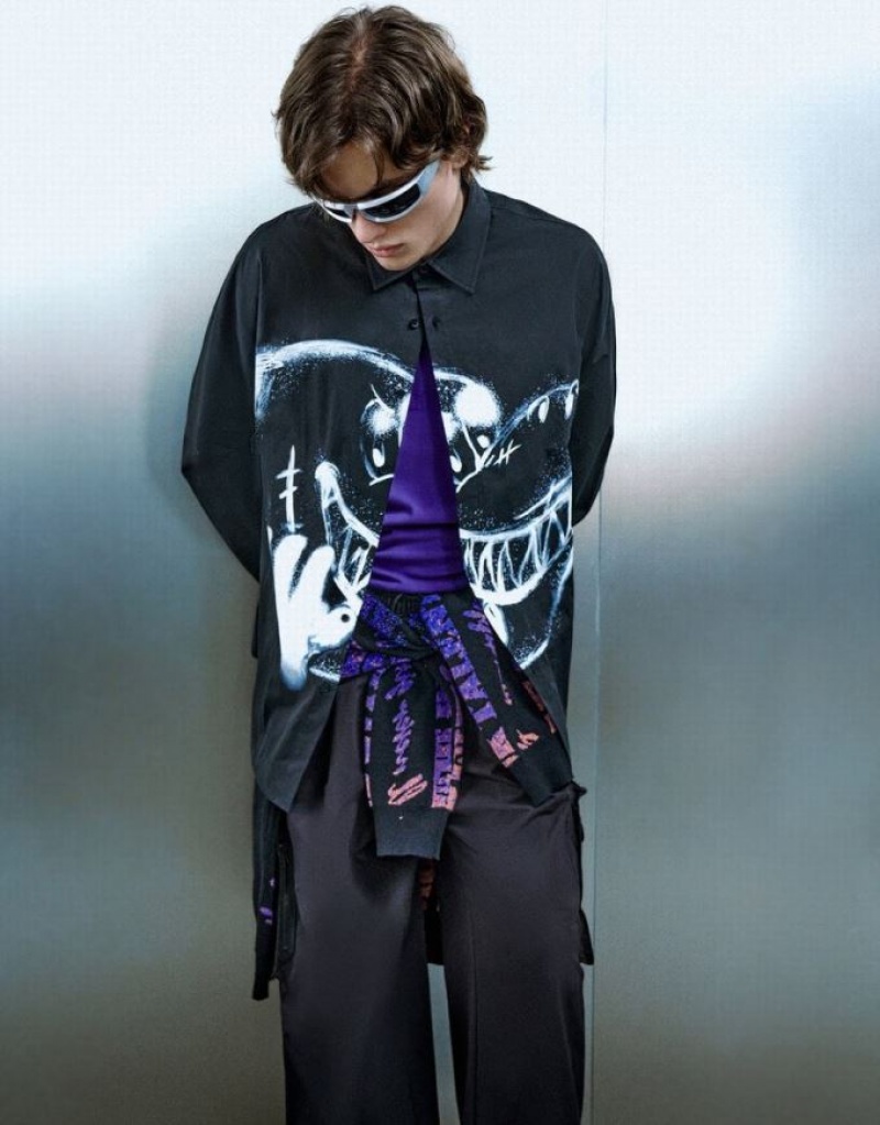 Black Urban Revivo Cartoon Printed Oversized Men's Shirts | NDTIFP-683