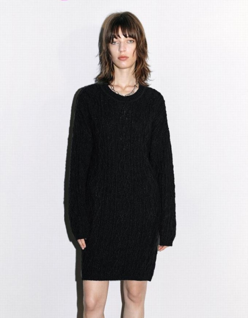 Black Urban Revivo Crew Neck Women\'s Knitted Dress | DTREFH-972