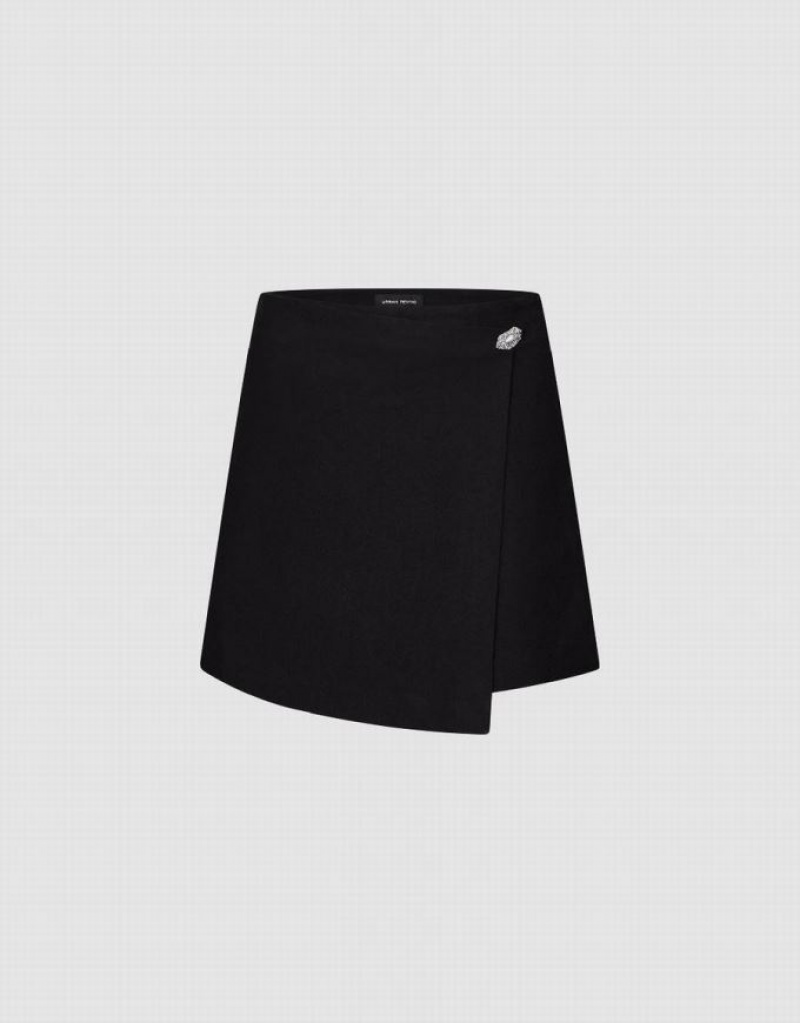 Black Urban Revivo Glamor Regular Skort Women\'s Shorts | QLFAIX-879