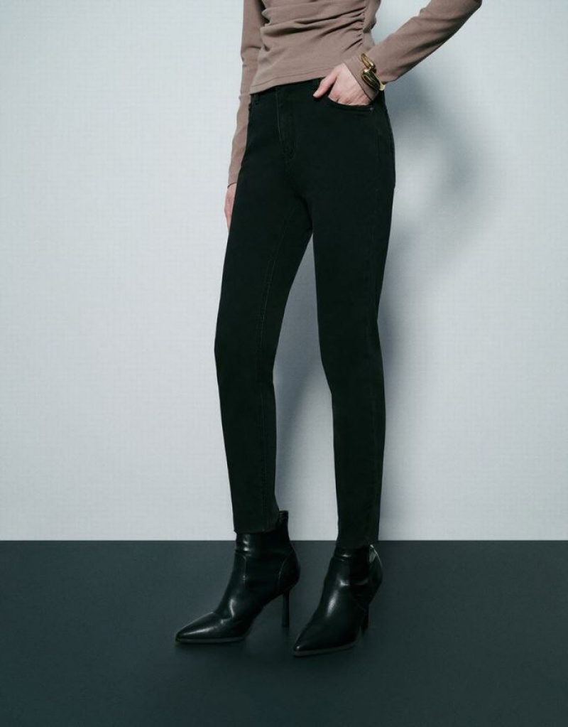 Black Urban Revivo Raw Hem Skinny Women's Jeans | IESTAC-629