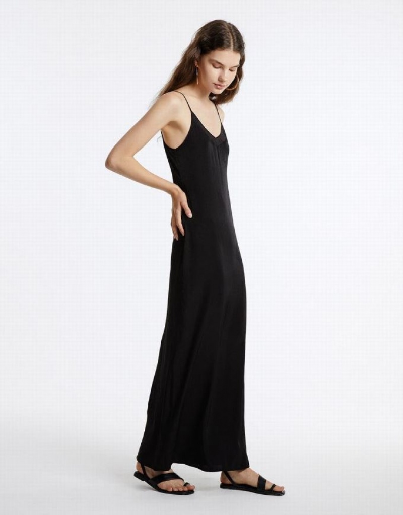 Black Urban Revivo Strappy Maxi Women\'s Maxi Dress | HSGFUK-514