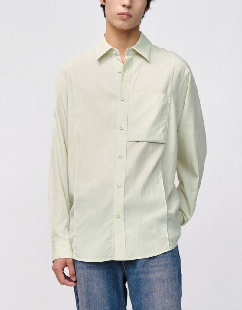 Green Urban Revivo Button Up Loose Men's Shirts | OYVCMD-496