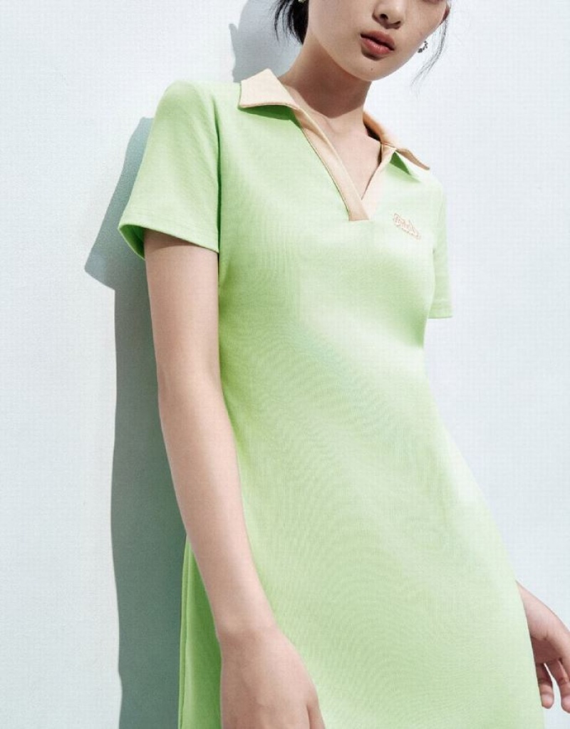 Green Urban Revivo V-Neck A-Line Women's Dress | ZUIEPW-491