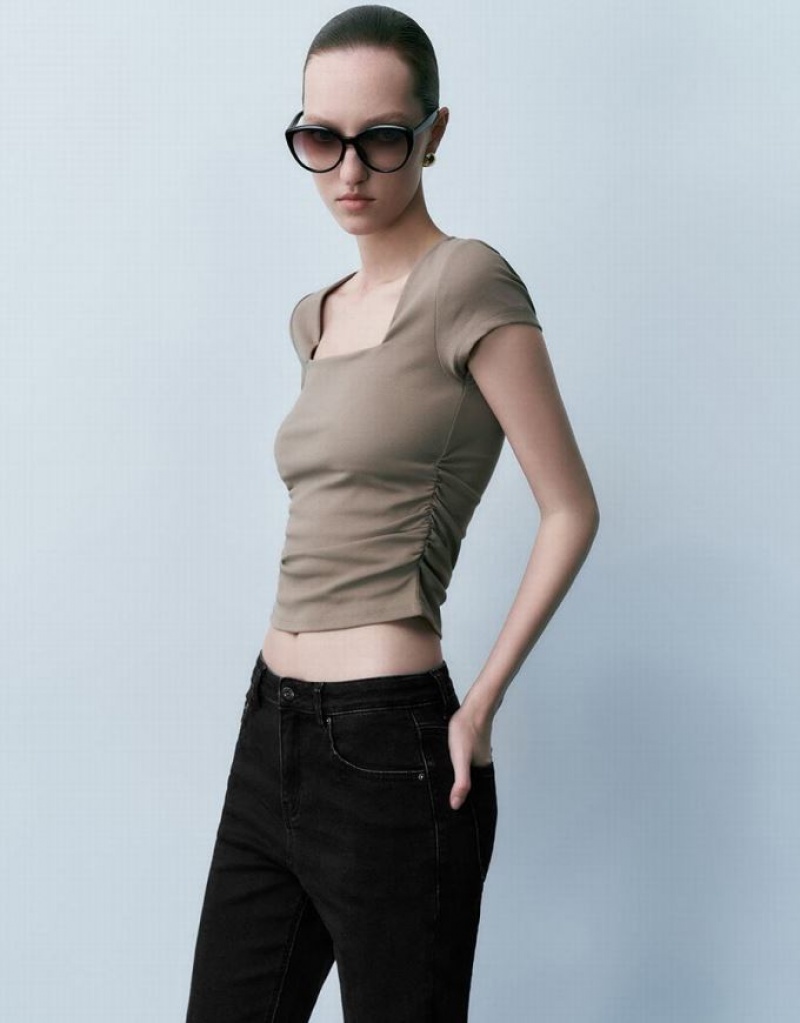 Khaki Urban Revivo Square-Cut Collar Skinny Knitted Women's T-Shirts | LDBOVC-153