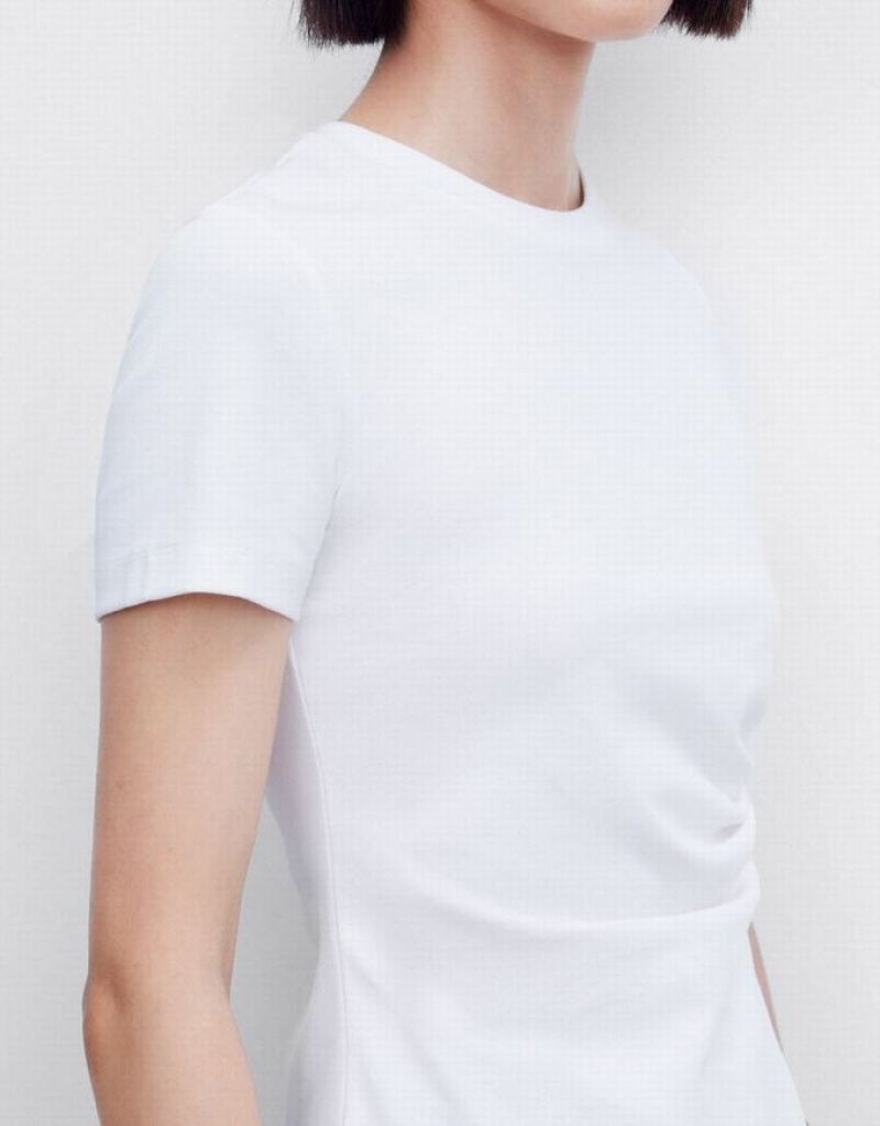 White Urban Revivo Asymmetrical Hem Women's T-Shirts | KWMDIT-632