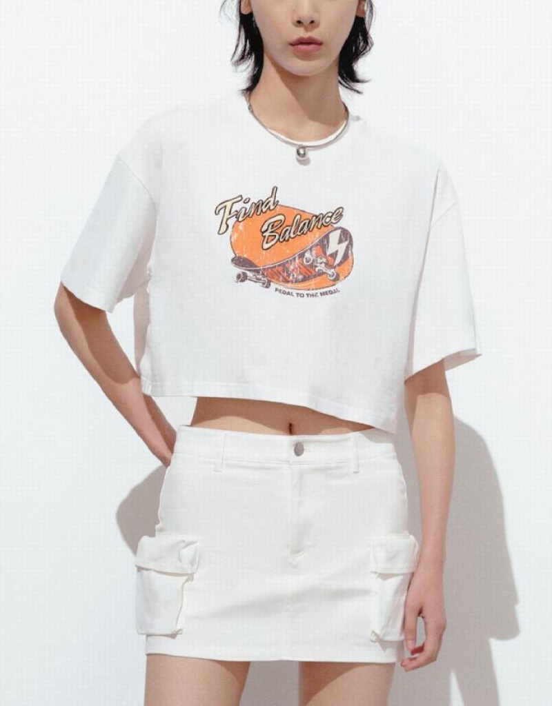 White Urban Revivo Graphic Loose Women's T-Shirts | YZPXKB-593