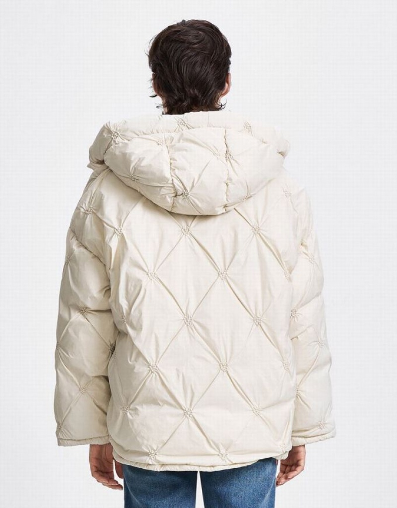 White Urban Revivo Heart Detail Quilted Women's Down Jackets | PRGCZK-850