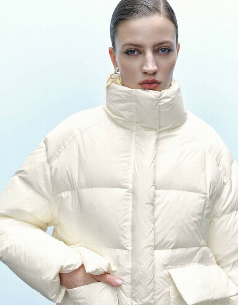 White Urban Revivo Stand Collar Women's Puffer Jacket | PJVDFL-738