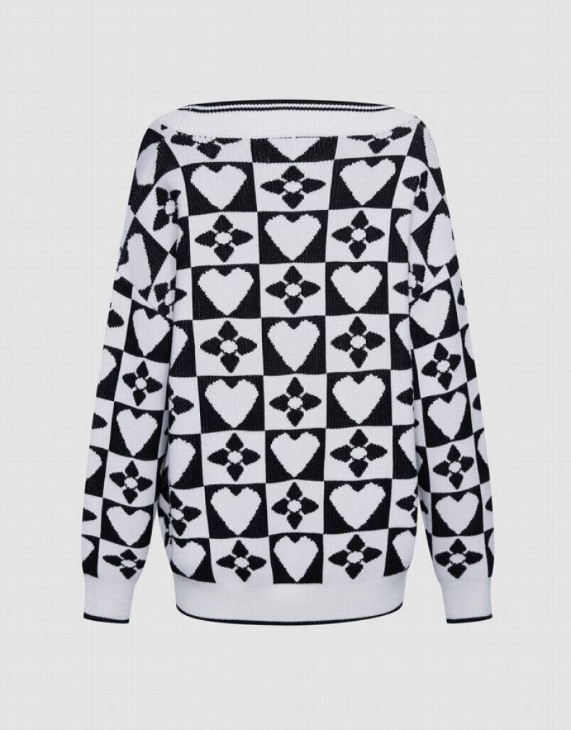 White / Black Urban Revivo Heart & Checkered Pattern Women's Sweaters | SJKOQX-087